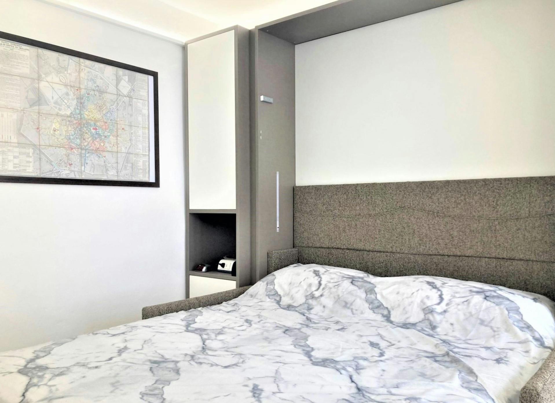 Via Giuseppe Sirtori, Milan