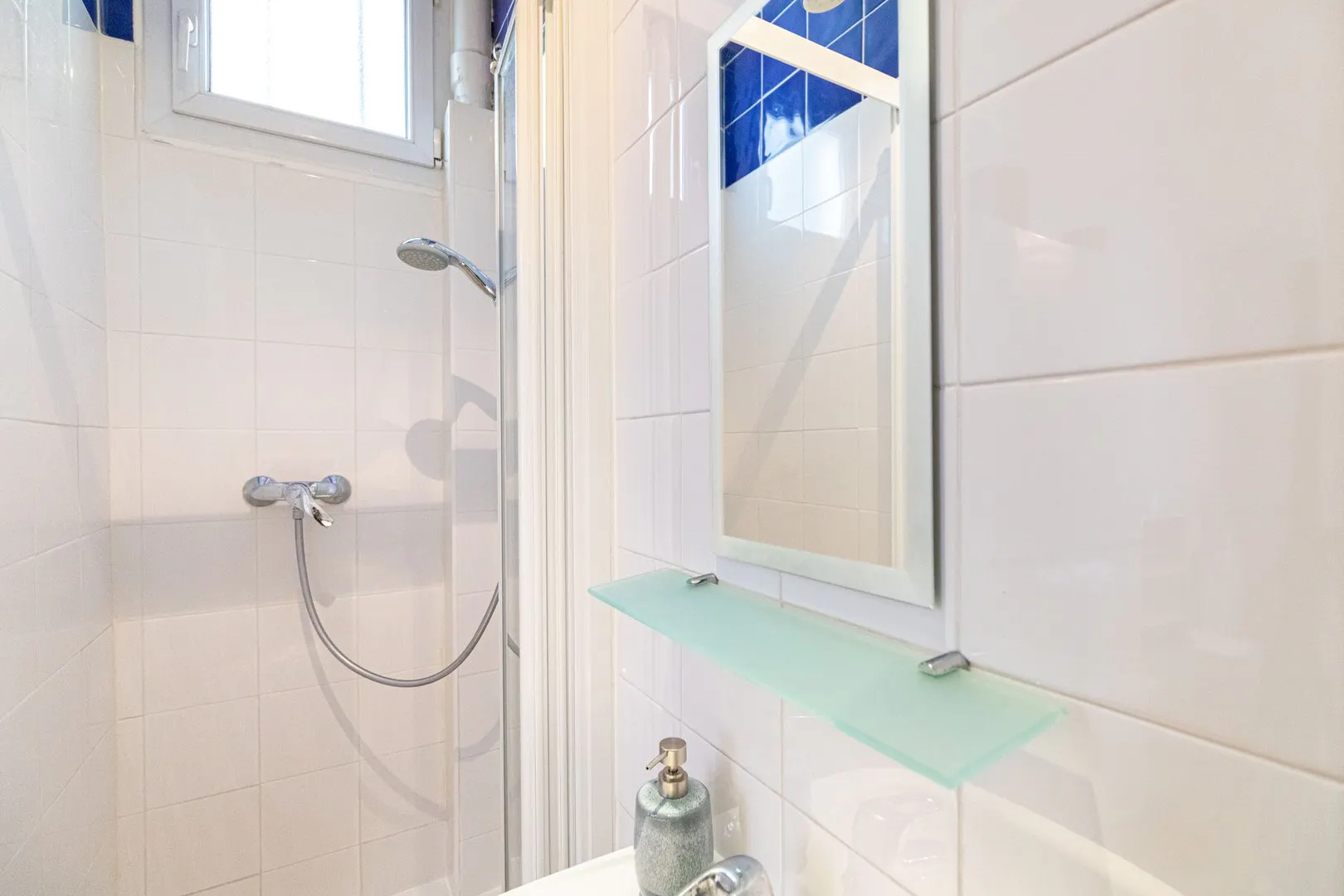 1-Bedroom Apartment in Rue Mizon, Paris (1348693) ROOM 4