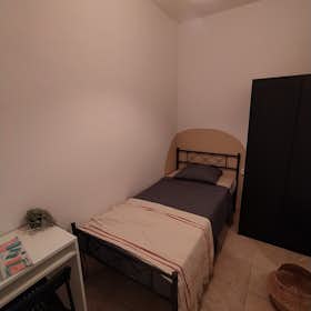 Private room for rent for €510 per month in Barcelona, Carrer de Xifré