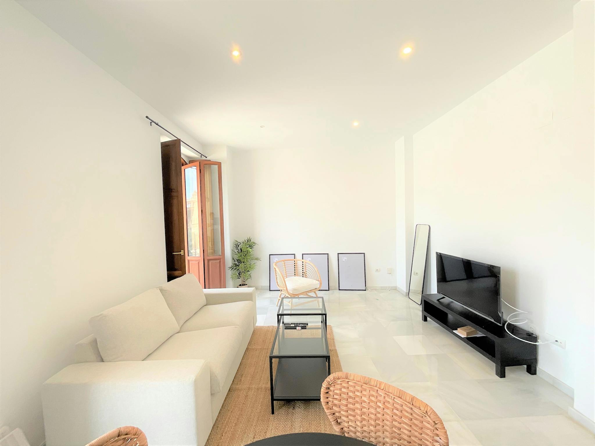 Plaza de la Reina, Valencia preview