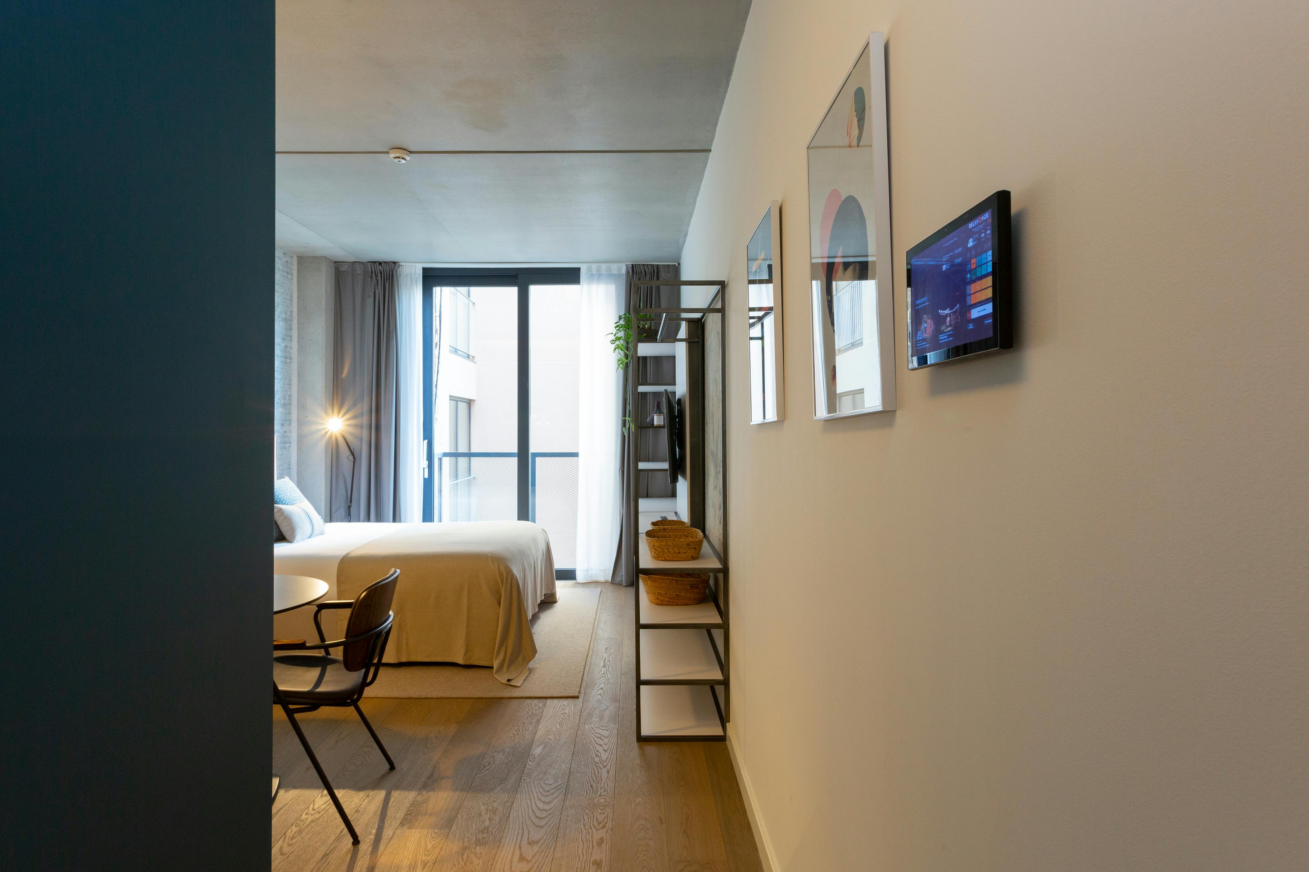 preview gallery tile