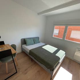 Отдельная комната сдается в аренду за 440 € в месяц в Guadalajara, Calle de San Roque
