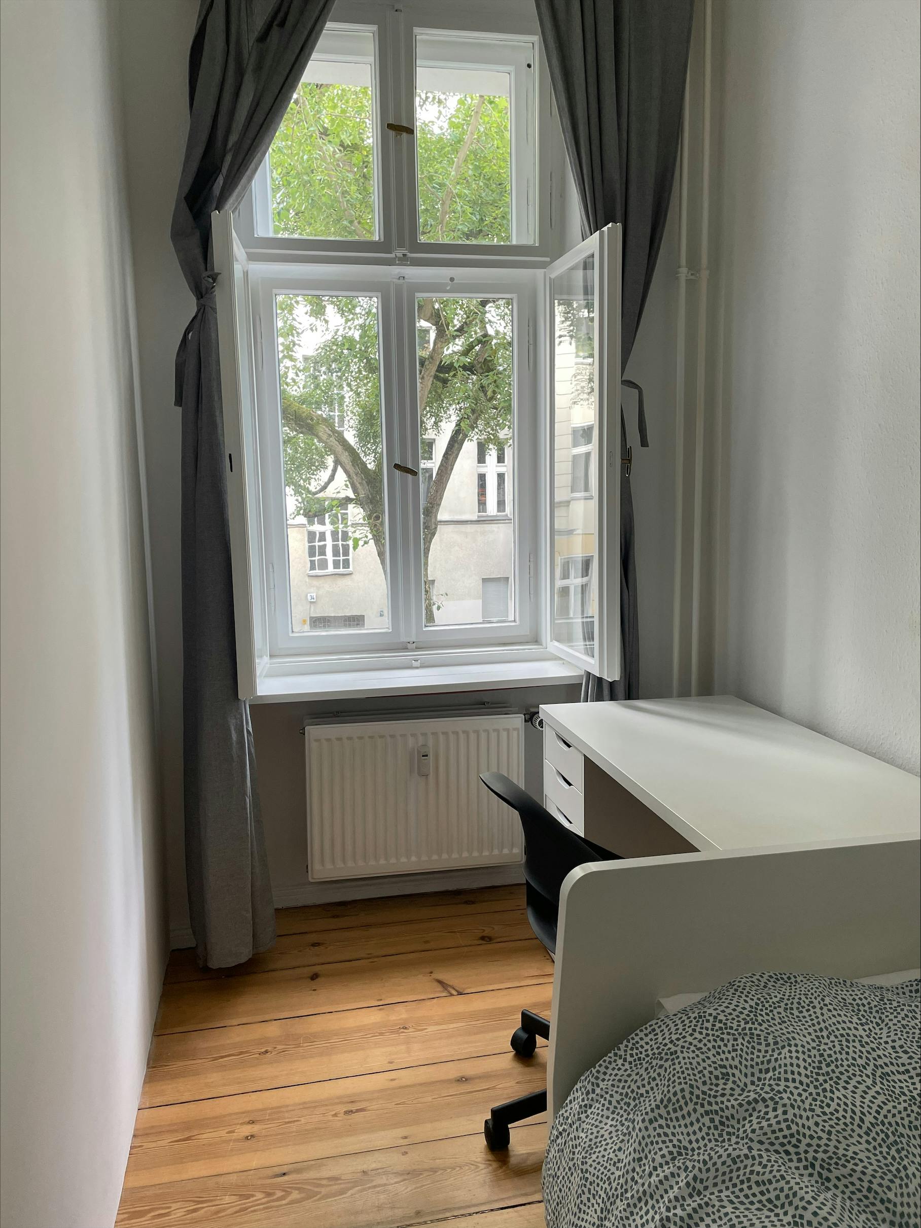 Kamminer Straße, Berlin preview