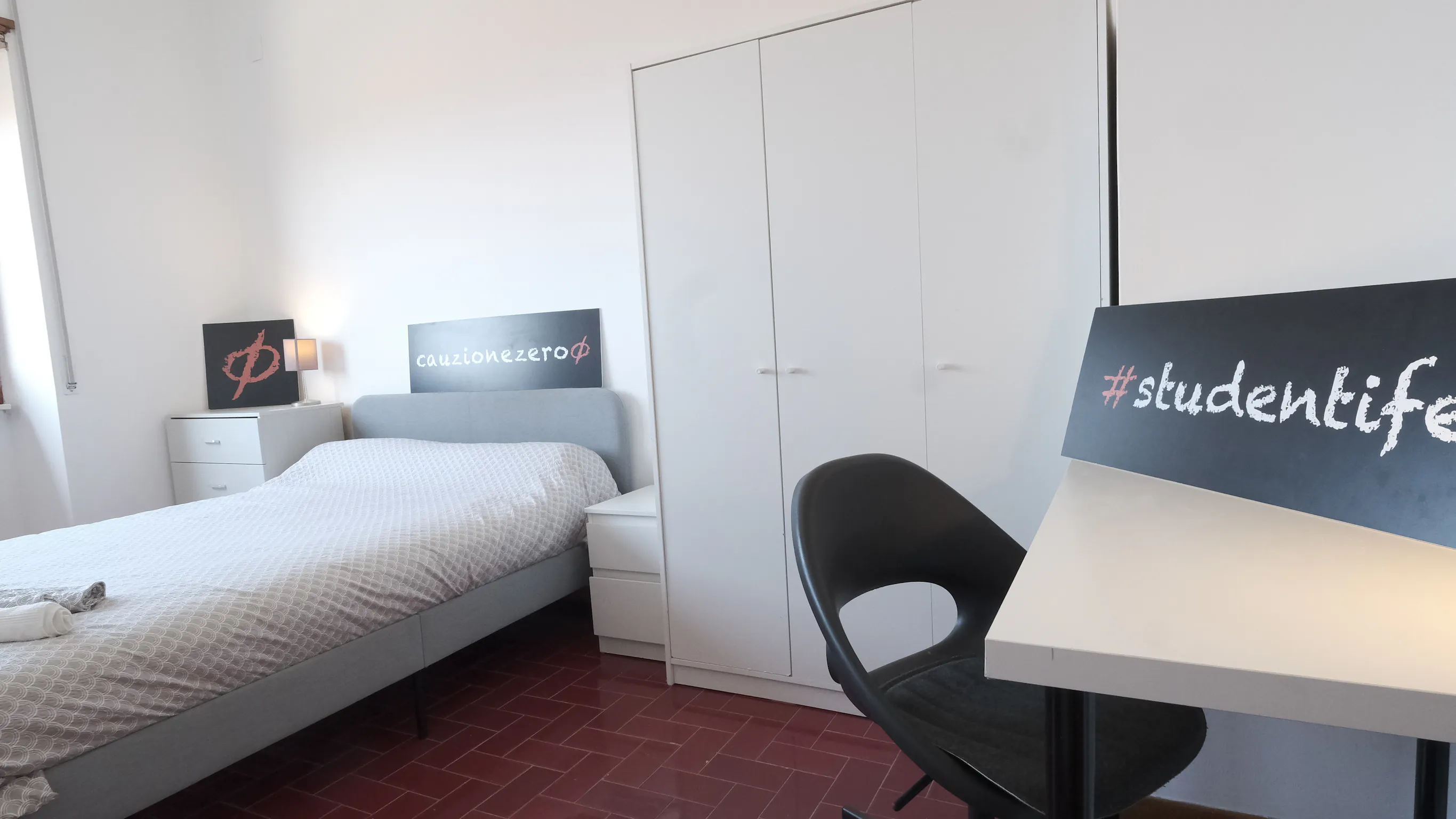 Private room in Via Savoia, Sassari 2