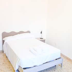 Apartamento en alquiler por 1300 € al mes en Verona, Via 20 Settembre