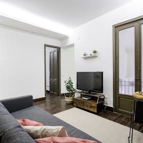 House for rent for €2,400 per month in Madrid, Plaza de Jesús