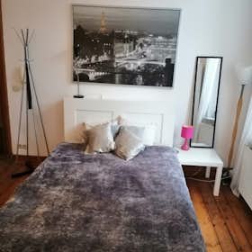 Studio for rent for €580 per month in Etterbeek, Rue de l'Orient