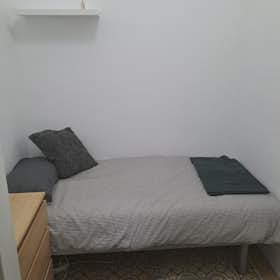 Private room for rent for €430 per month in Barcelona, Carrer del Comte Borrell