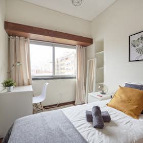 Private room for rent for €700 per month in Lisbon, Rua Visconde de Santarém