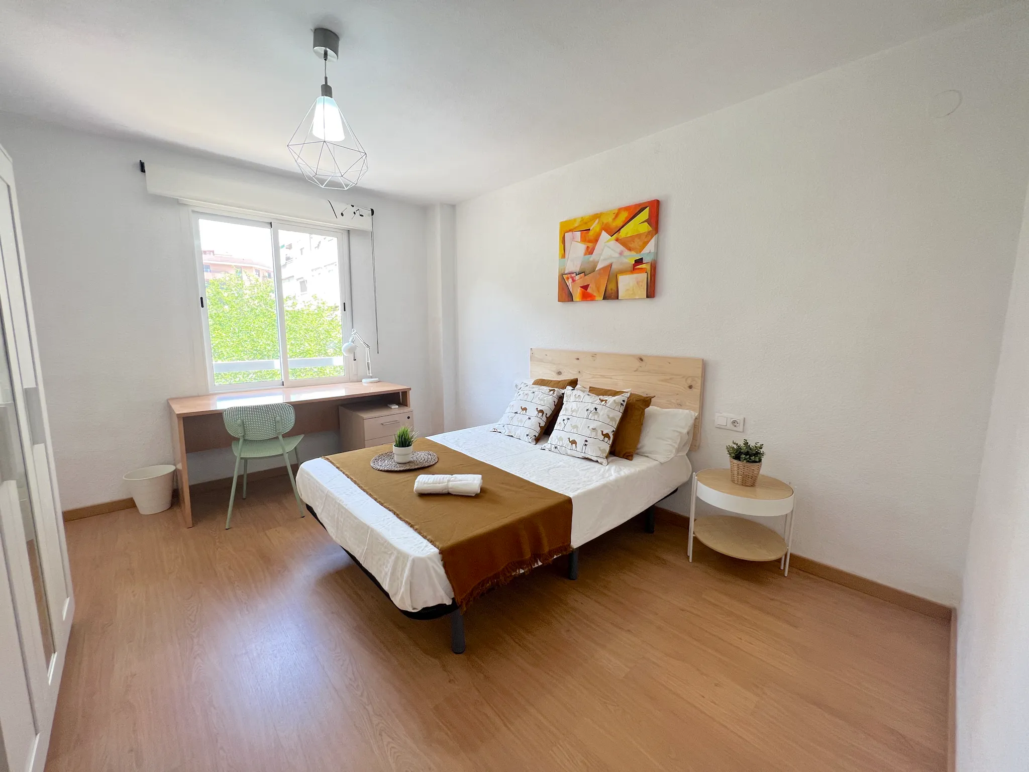 Carrer d'Alfara del Patriarca, Valencia preview