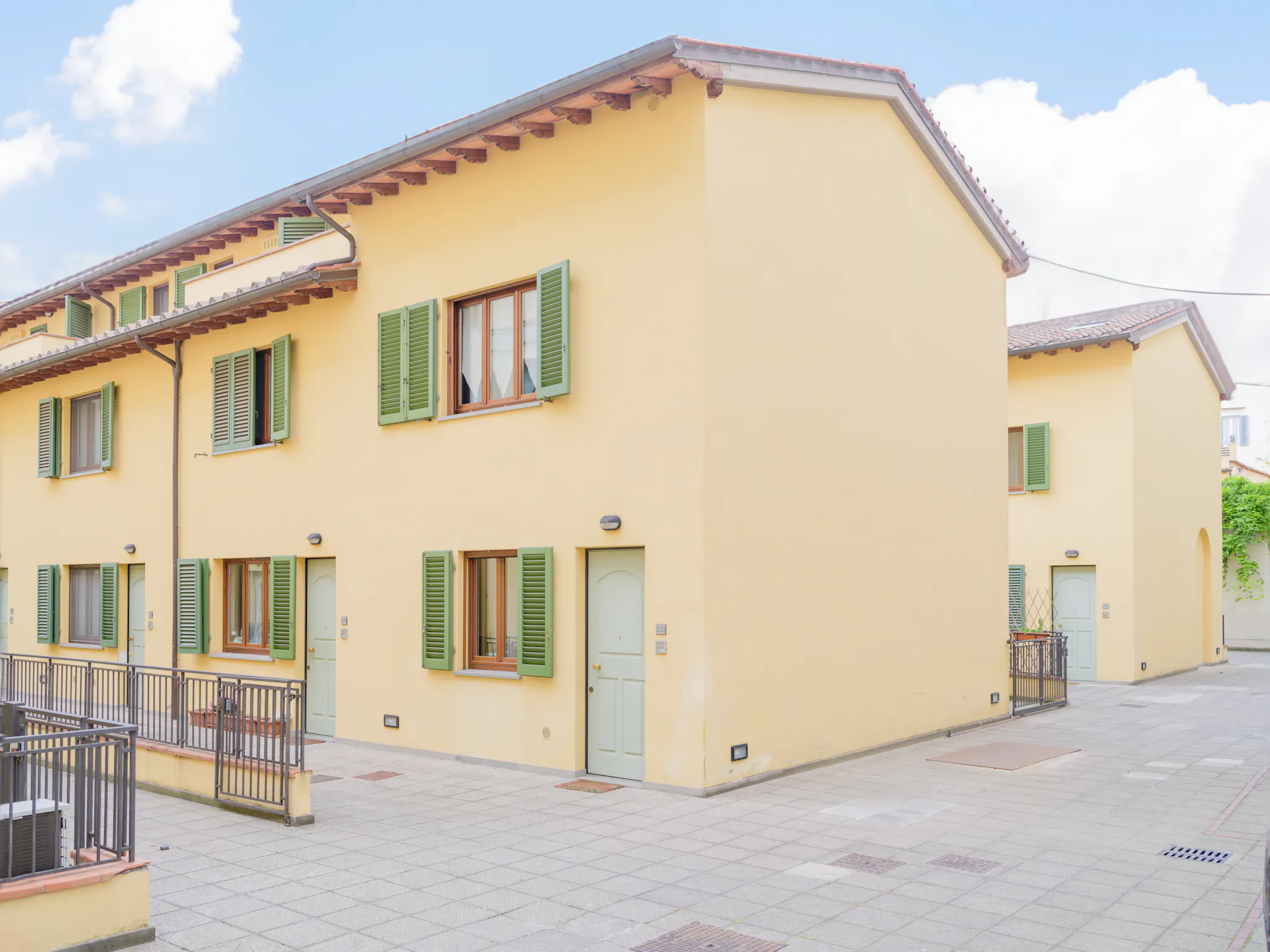 2-Bedroom House in Via Lorenzo Bartolini, Florence (1351081) ROOM 4