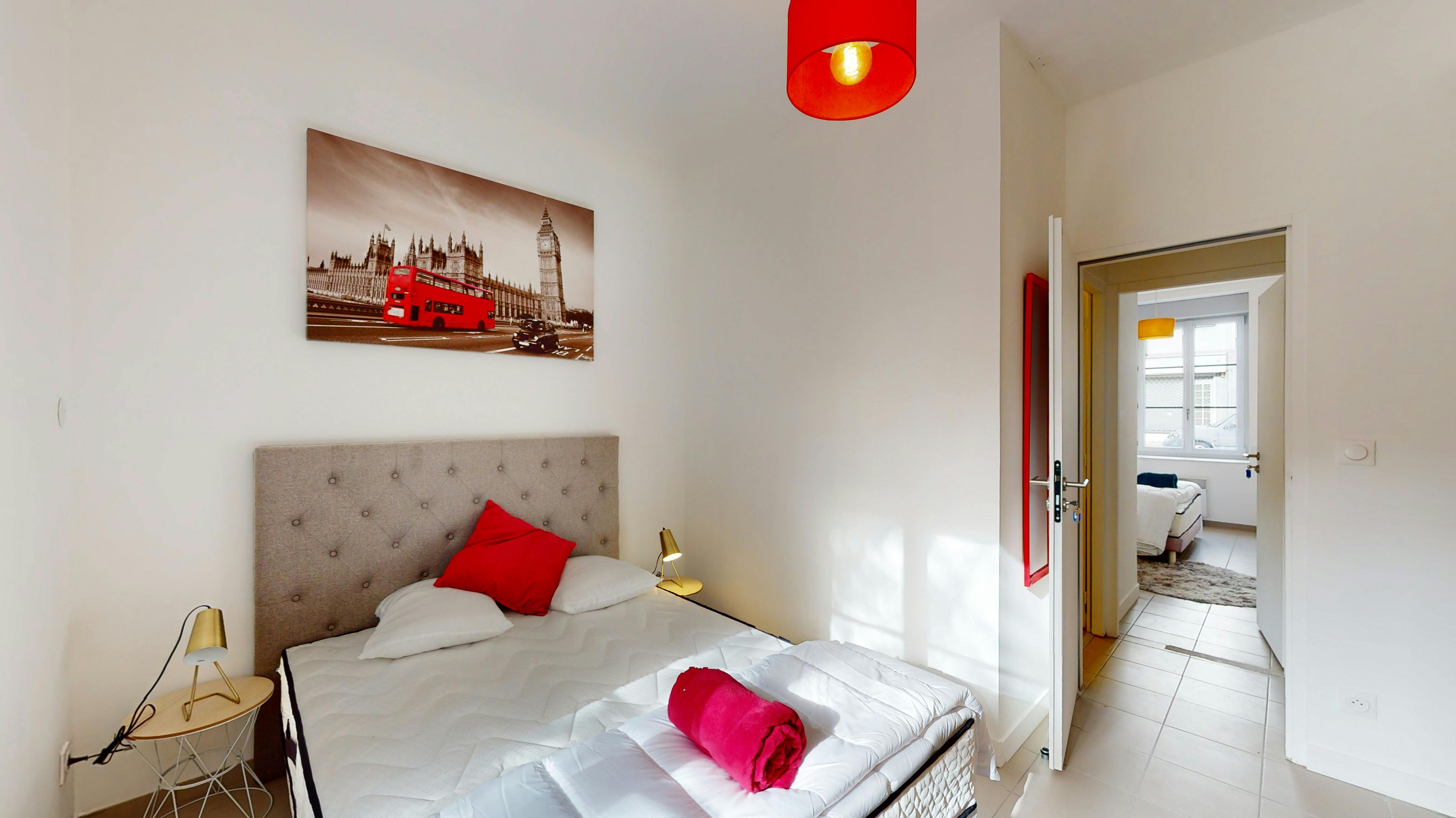 Apartment Nantes, 380m² — photo 211