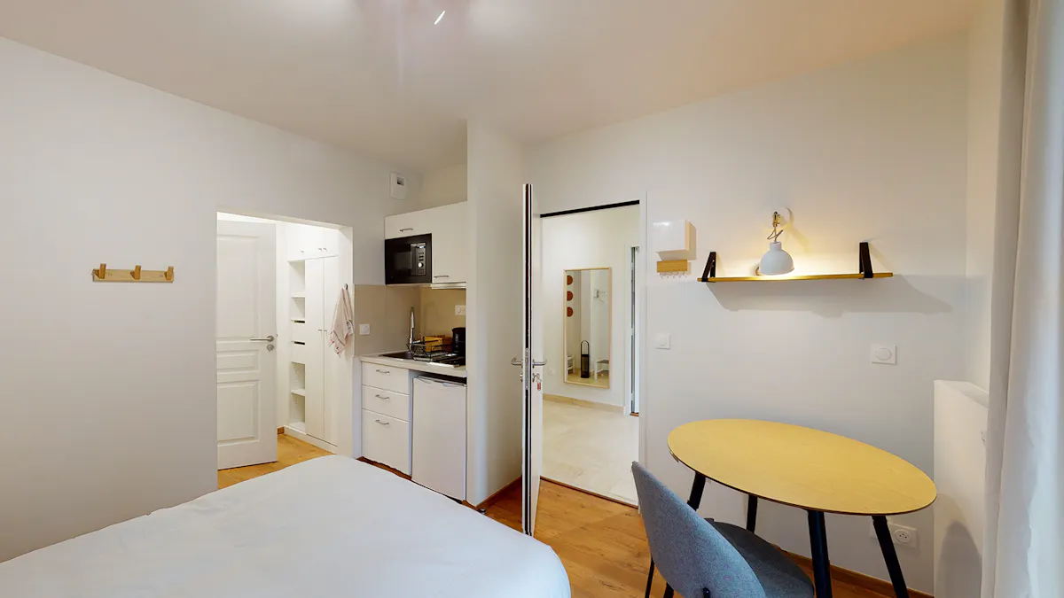 Private room in Rue Claude Bernard, Issy-les-Moulineaux (1351360) ROOM