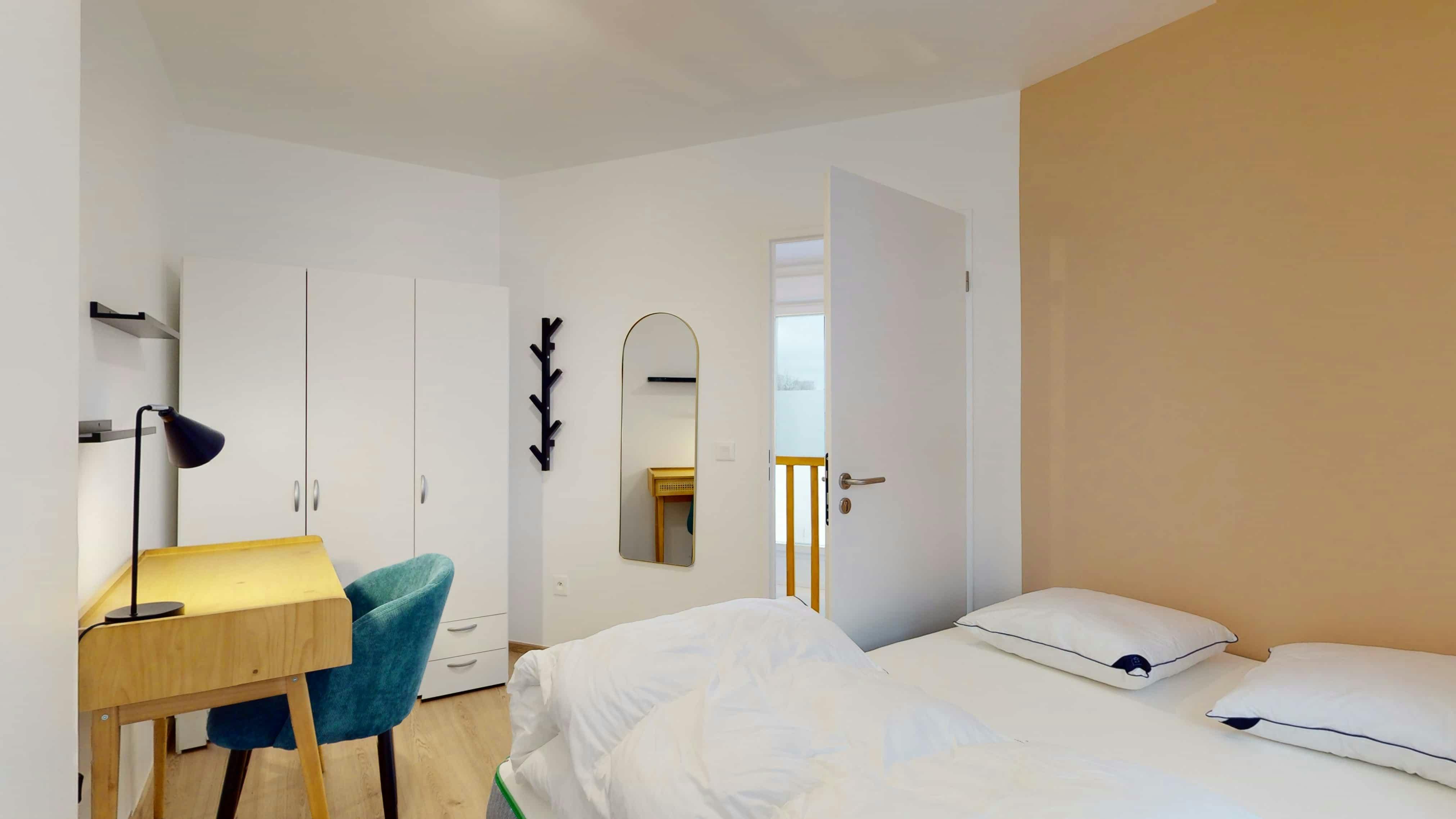 Apartment Bezons, 1 bed, 10m² — photo 267