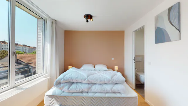 Private room in Rue Galilée, Montreuil (1351454) room image 5