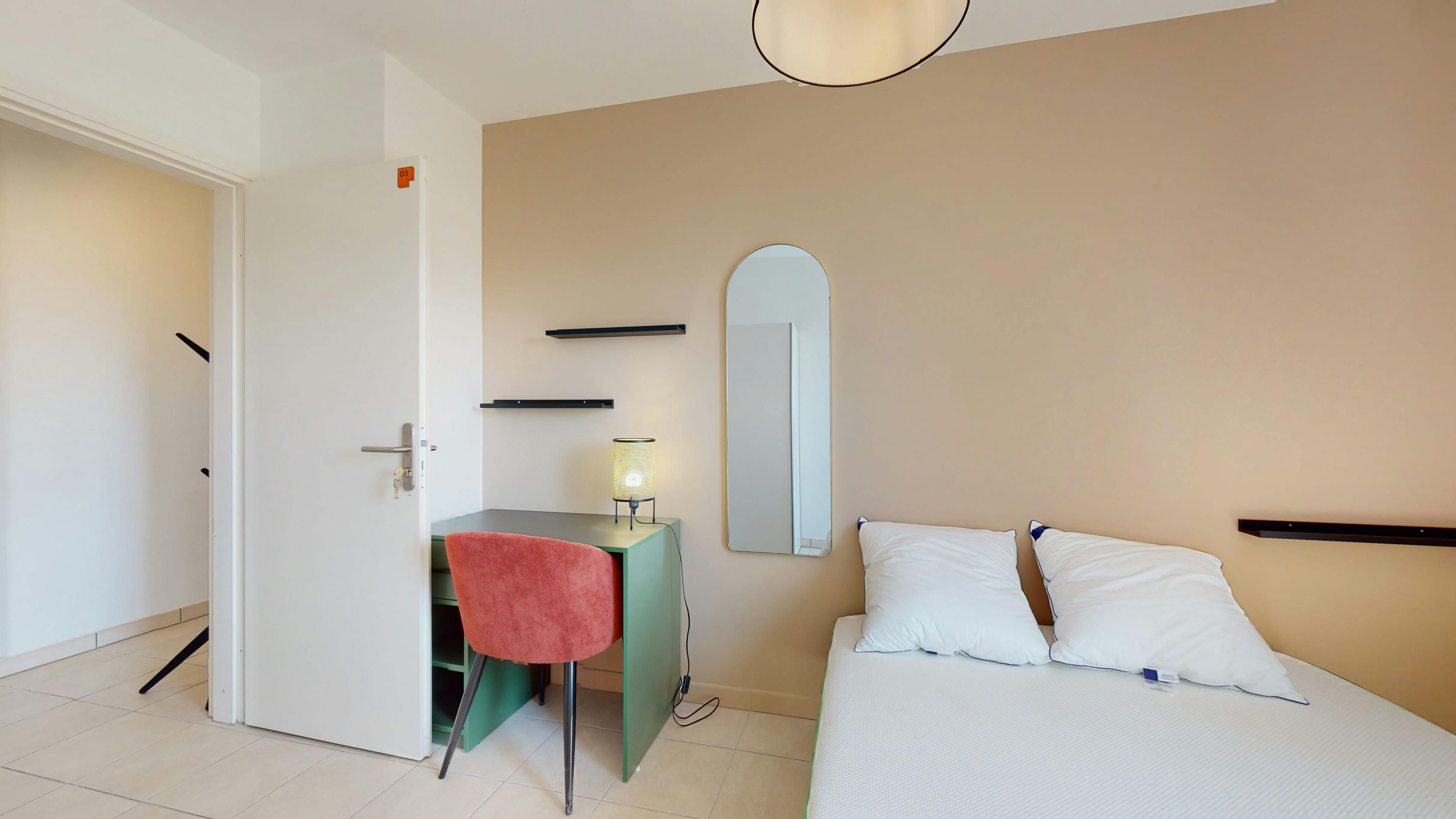 Single room Bordeaux, 1 bed, 9m² — photo 163