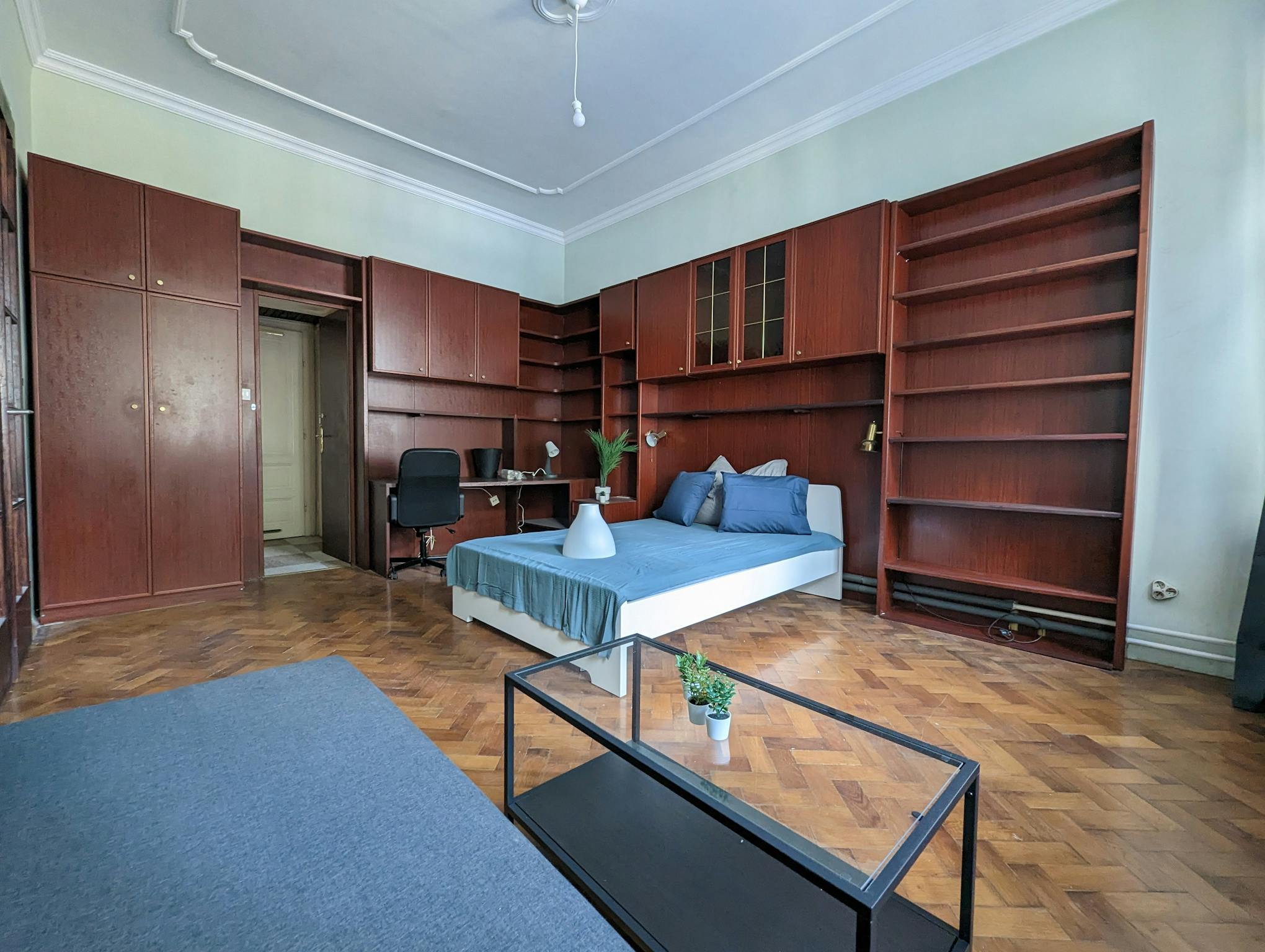 Weintraubengasse, Vienna preview