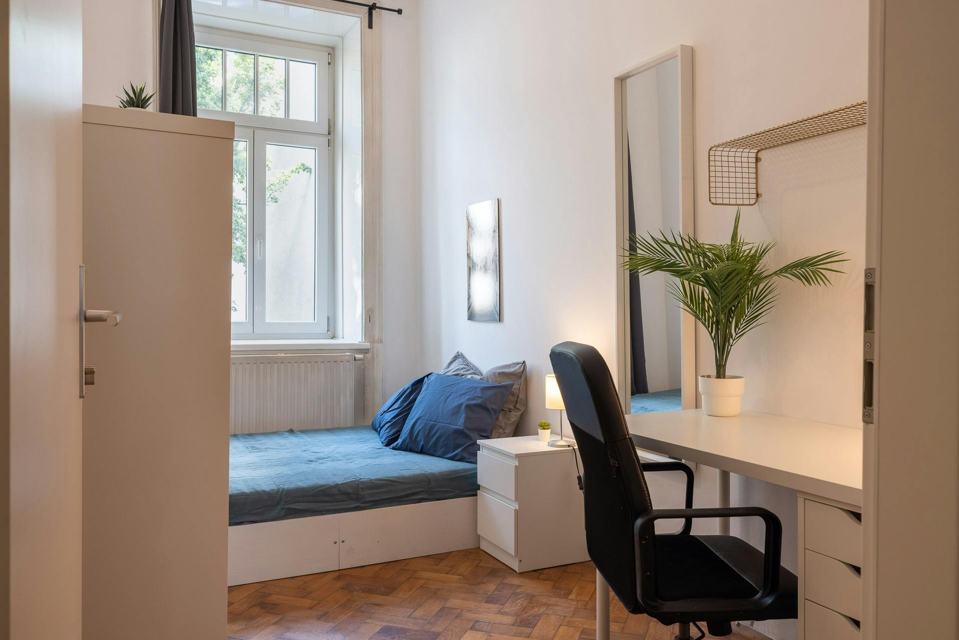 Weintraubengasse, Vienna preview