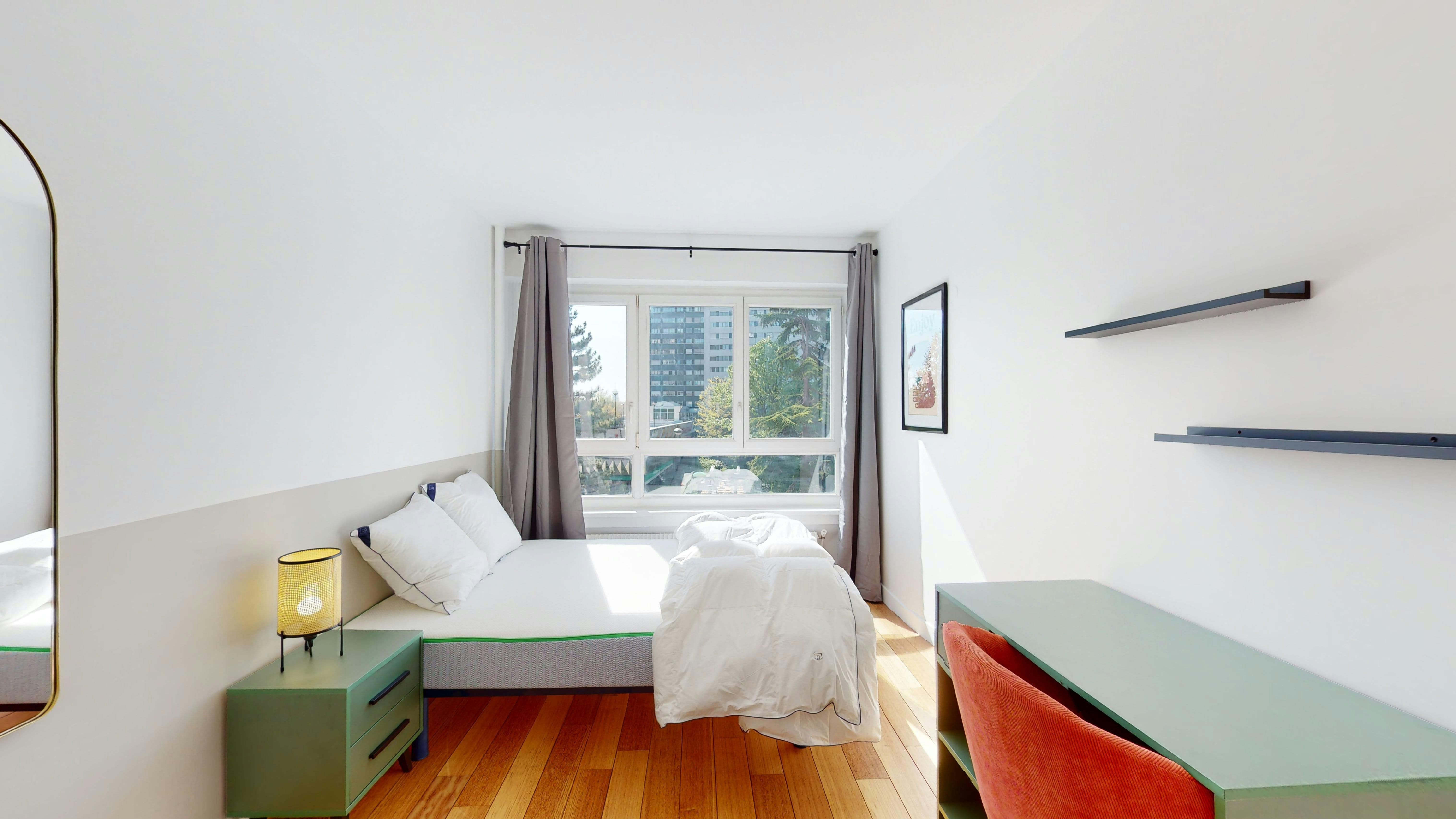 Private room for rent for €900 per month in Courbevoie, Rue Baudin