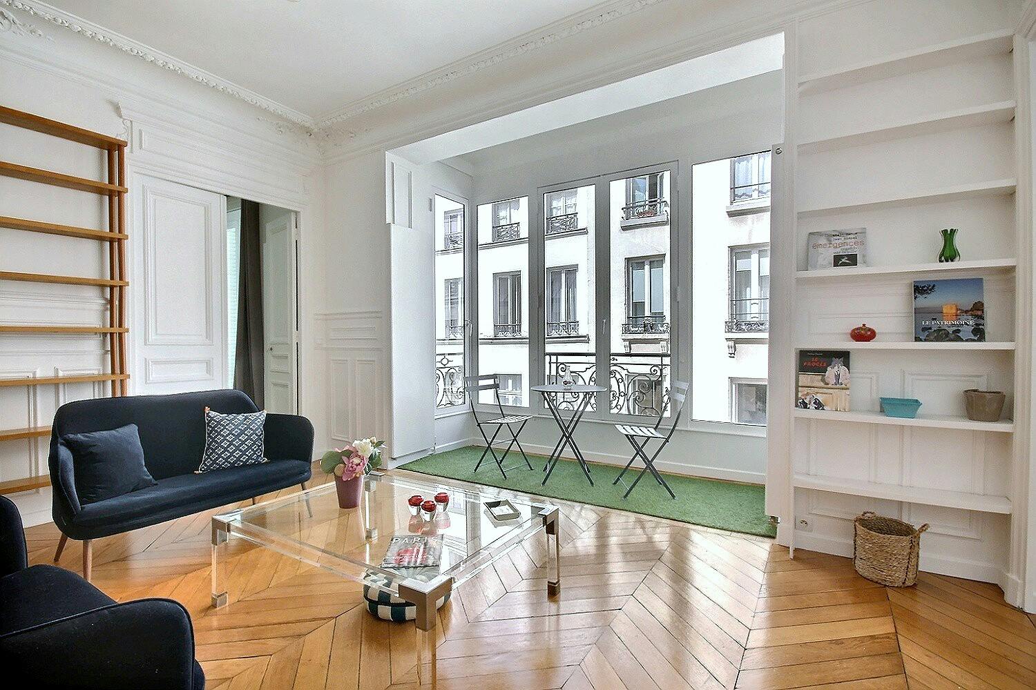 Apartment for rent for €5,830 per month in Paris, Rue Coquillière