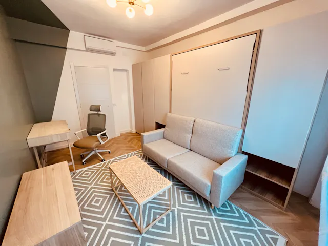 Private room in Plaza de Carmona, Madrid (1352070) room image 1