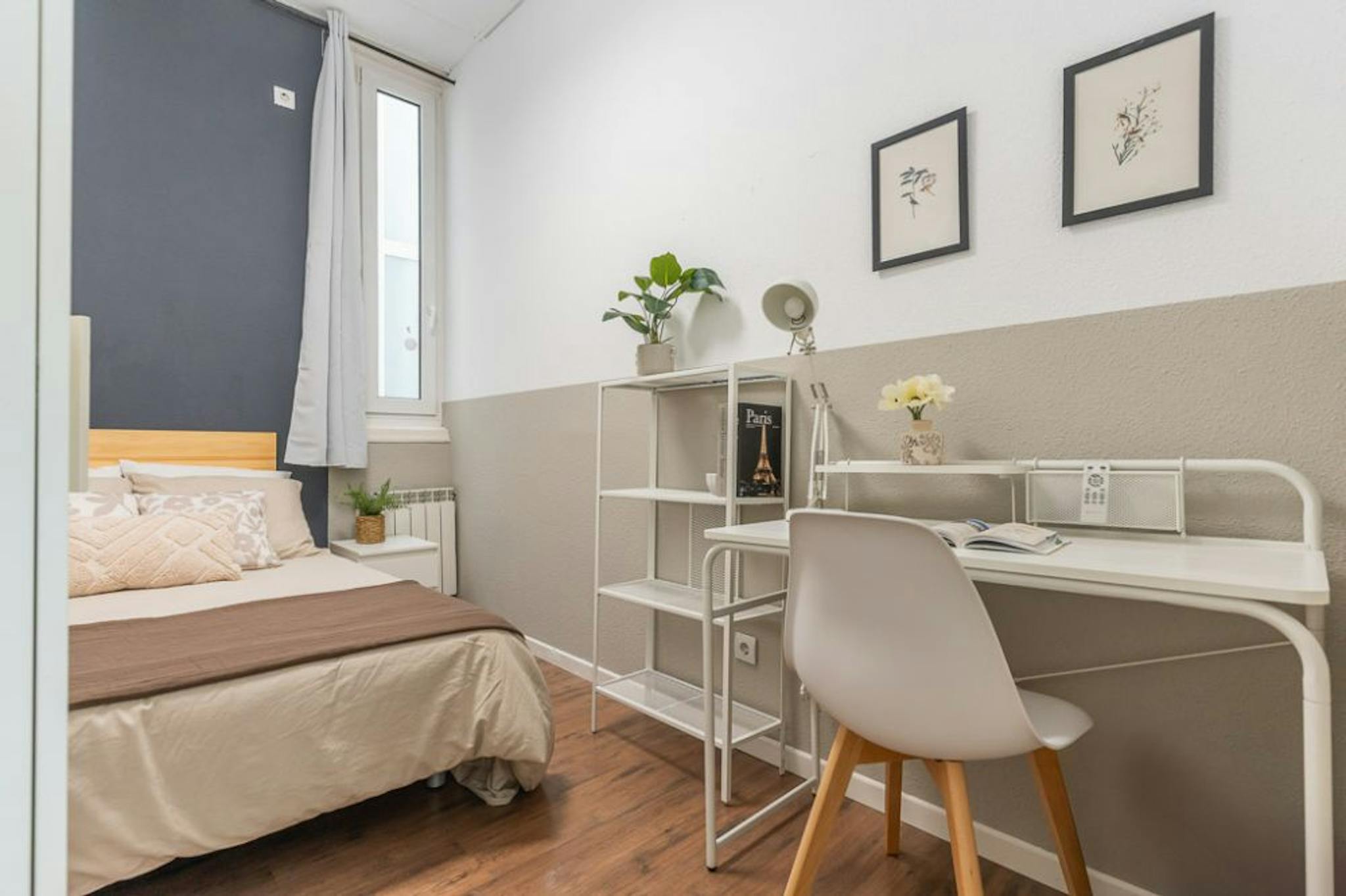 Calle de los Caños del Peral, Madrid preview