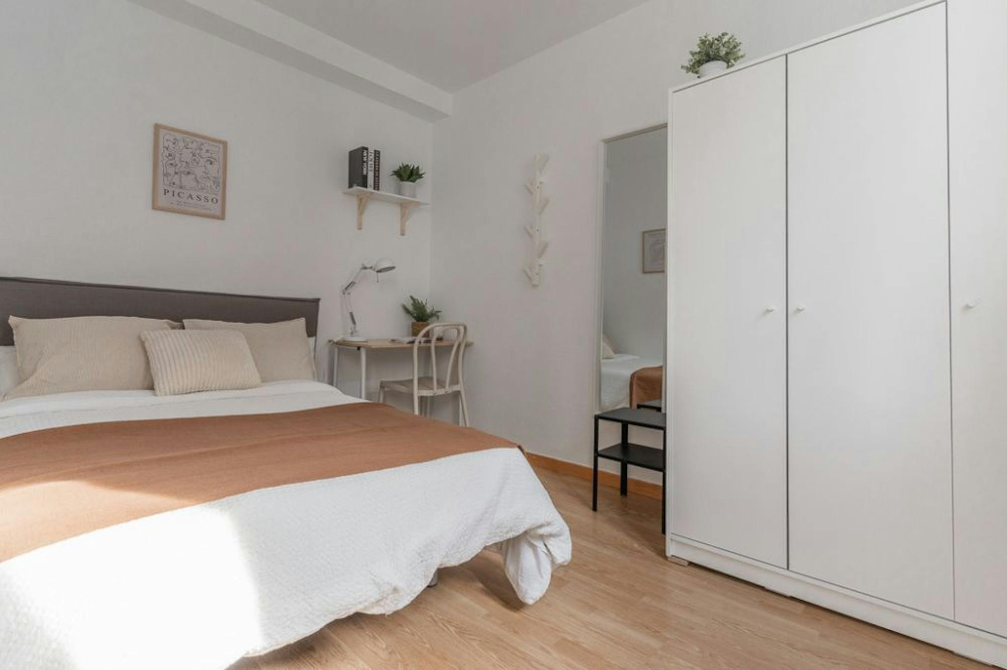 Calle de Bailén, Madrid preview