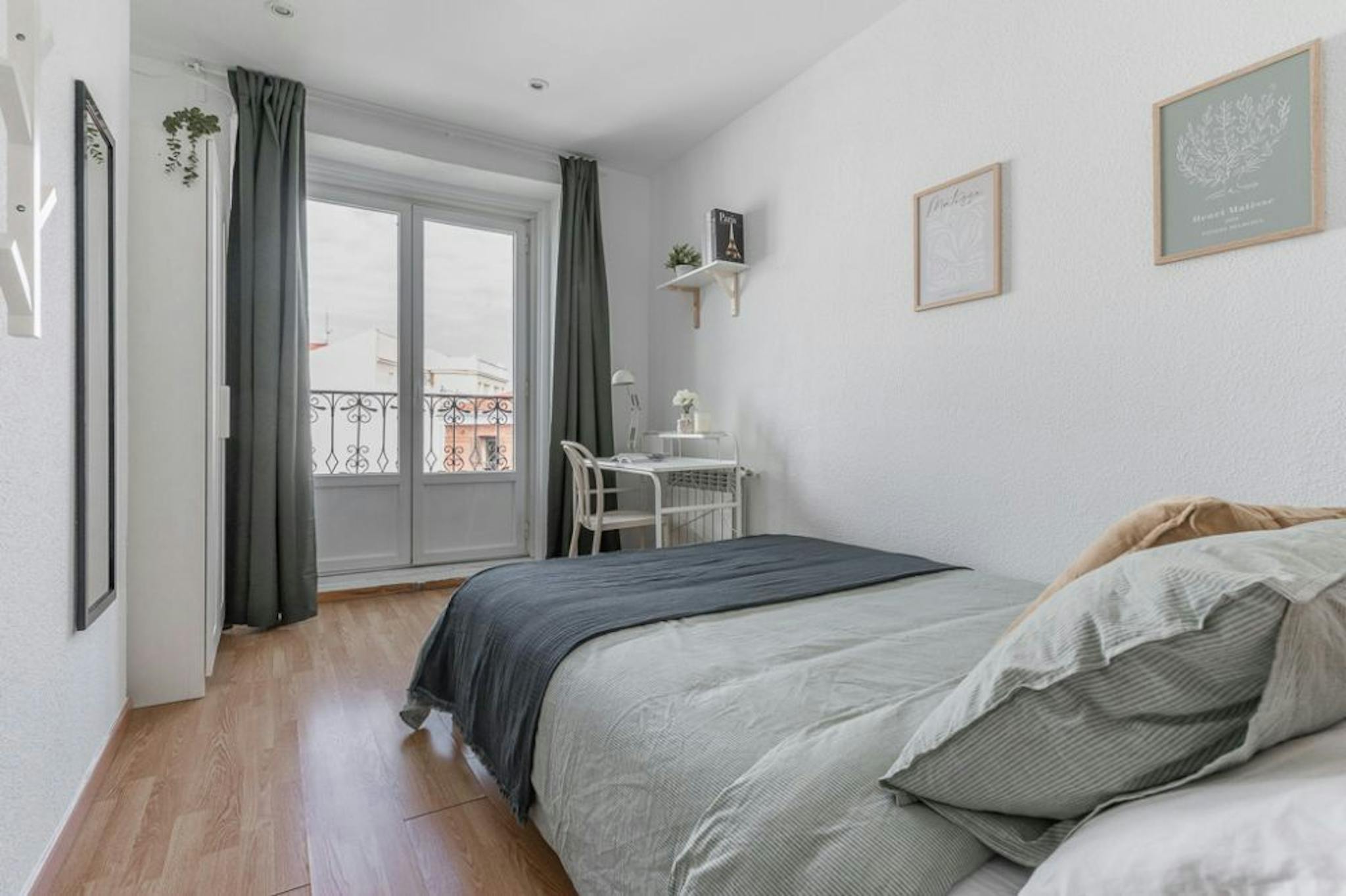 Calle de Bailén, Madrid preview