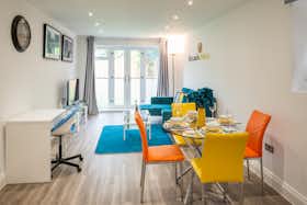 Appartement te huur voor £ 2.995 per maand in Hatfield, Roe Green Close