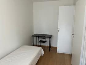 Отдельная комната сдается в аренду за 5 499 SEK в месяц в Göteborg, Höstvädersgatan