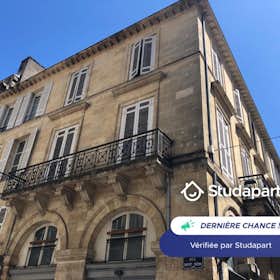 Apartment for rent for €1,150 per month in Bordeaux, Rue Piliers de Tutelle