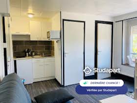 Huis te huur voor € 490 per maand in Amiens, Boulevard Jules Verne