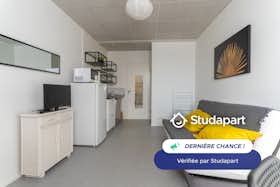 公寓 正在以 €535 的月租出租，其位于 Tours, Rue Édouard Vaillant