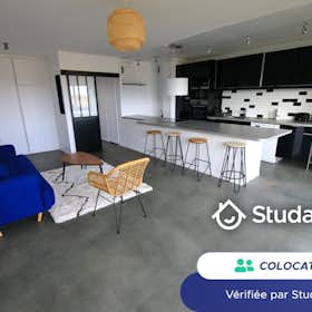 Private room for rent for €530 per month in Thiais, Rue du Pavé de Grignon