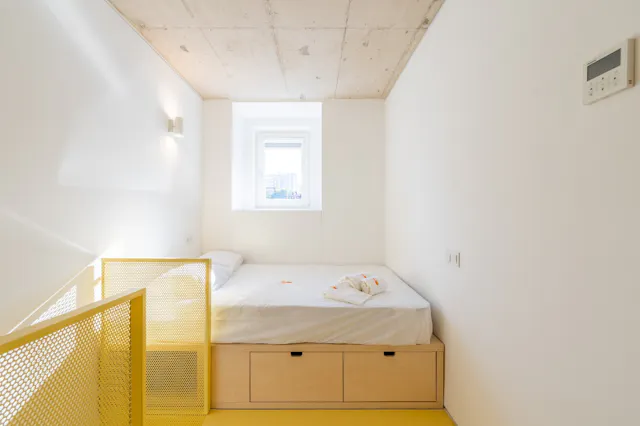 Private room in Rua das Palmeiras, Lisbon (1354852) room image 1
