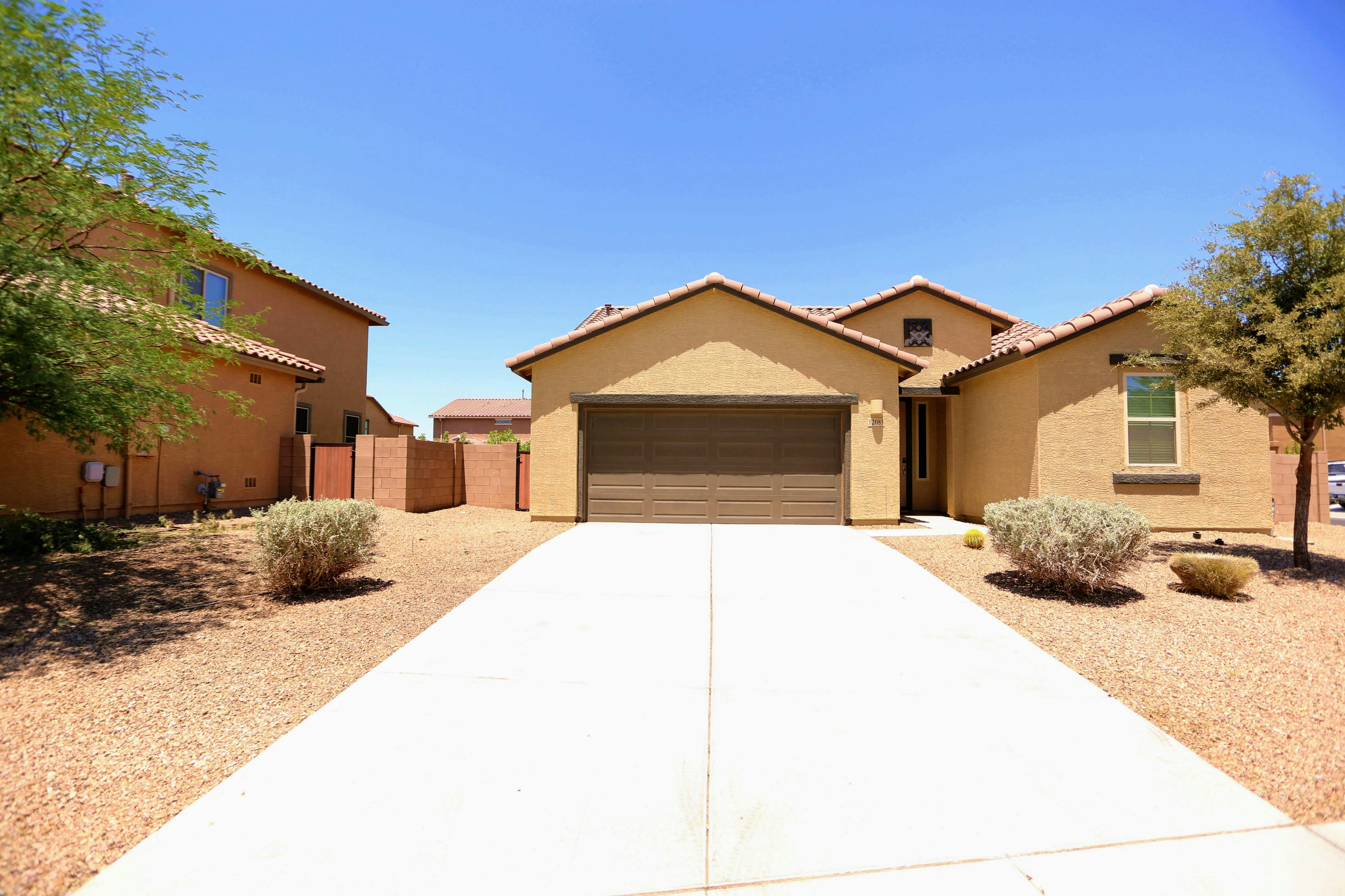House for rent for $2,355 per month in Marana, North Walz Drive