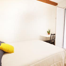 Private room for rent for €750 per month in Barcelona, Carrer del Poeta Cabanyes
