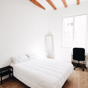 Private room for rent for €900 per month in Barcelona, Carrer del Poeta Cabanyes