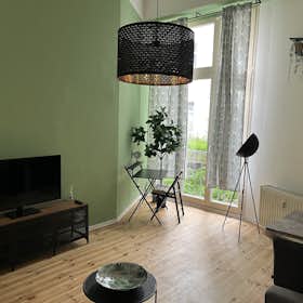 Apartment for rent for €1,650 per month in Berlin, Blücherstraße