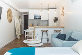 单间公寓 正在以 €1,000 的月租出租，其位于 Cascais, Rua Manuel Correia
