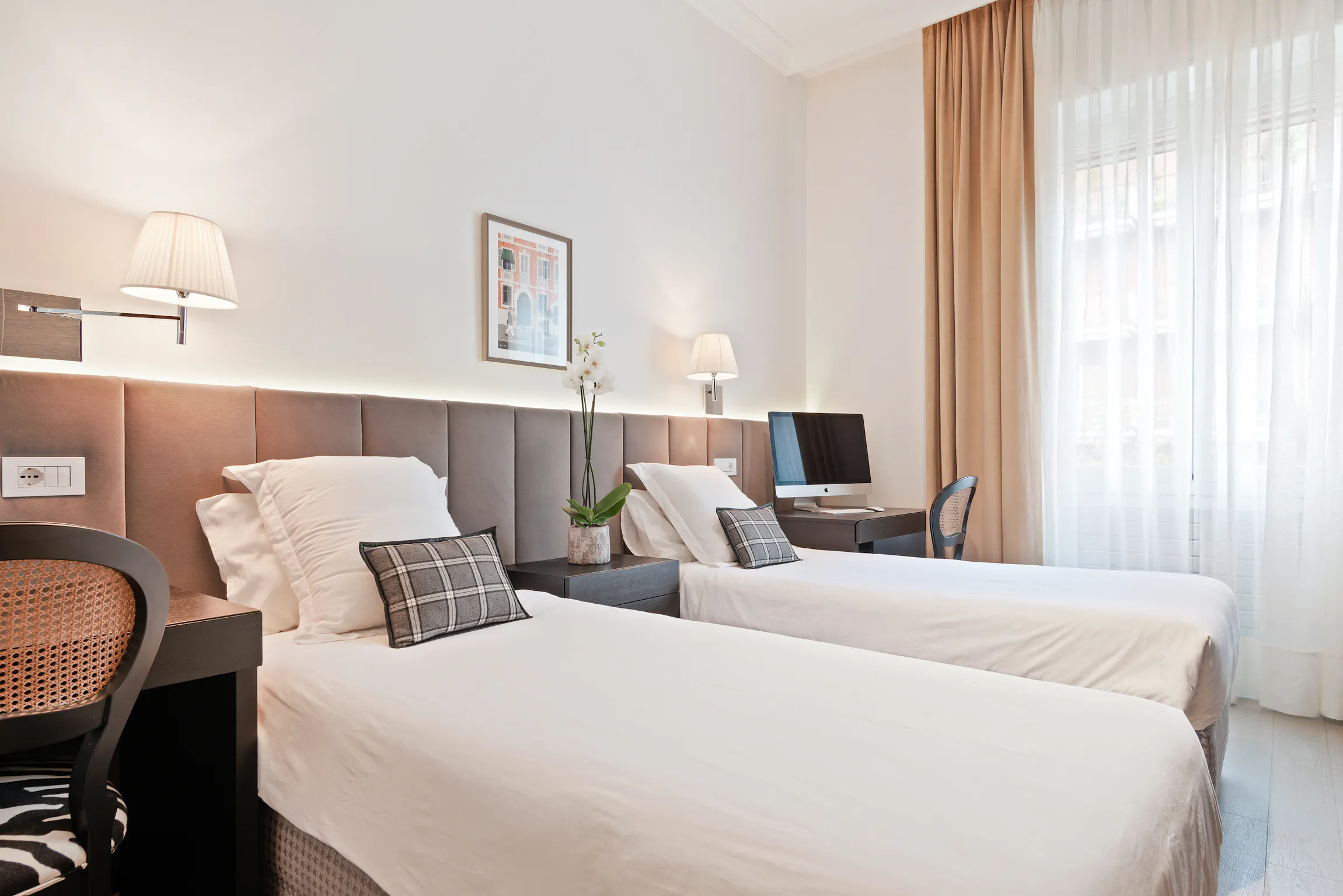 2-Bedroom Apartment in Via Eugenio Carpi, Milan (1355588) ROOM 2