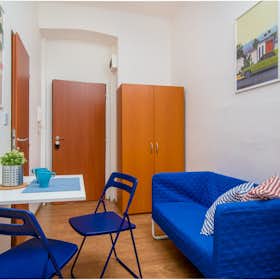 Studio for rent for 18.900 CZK per month in Prague, Čestmírova
