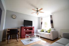 Casa para alugar por £ 3.300 por mês em Cambridge, Hulatt Road