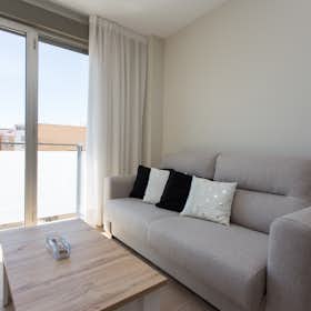 Wohnung zu mieten für 2.100 € pro Monat in Valencia, Avinguda de Peris i Valero