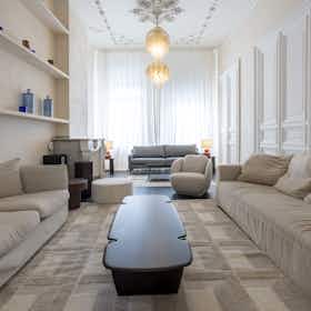 Отдельная комната сдается в аренду за 895 € в месяц в Antwerpen, Walenstraat