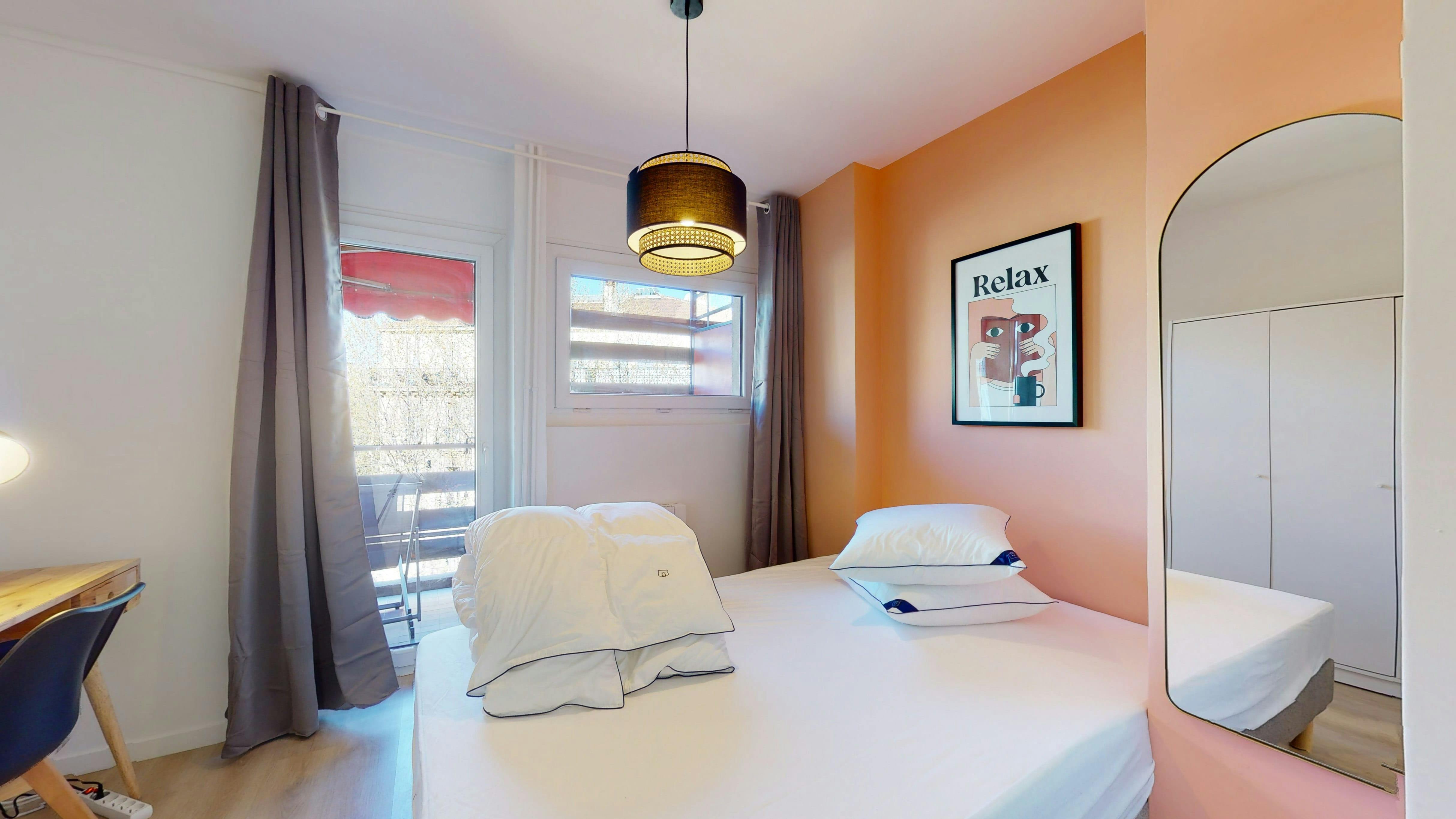 WG-Zimmer zu mieten für 565 € pro Monat in Marseille, Place de Strasbourg