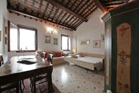 Apartamento en alquiler por 1200 € al mes en Venice, Campo de le Gate