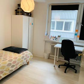 WG-Zimmer for rent for 649 € per month in Bremen, Abbentorstraße