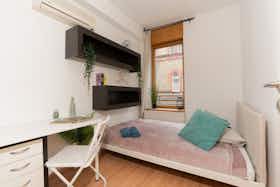 Отдельная комната сдается в аренду за 330 € в месяц в Budapest, Aradi utca