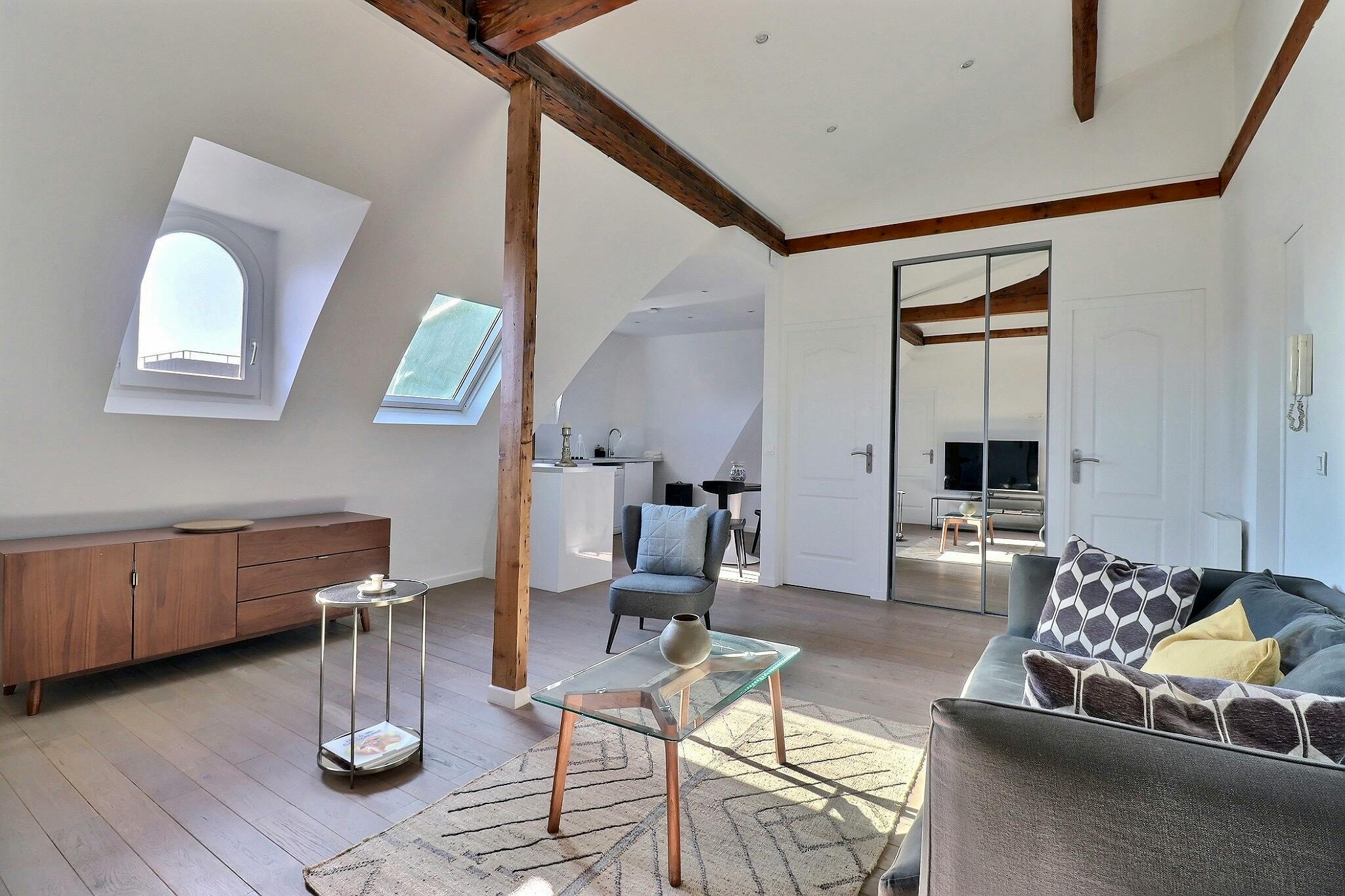 Avenue Raymond Poincaré, Paris preview